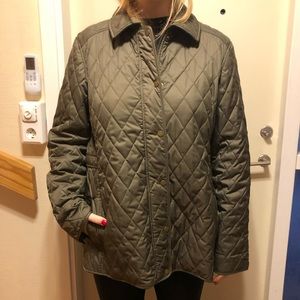 Llbean woman jacket xl green.